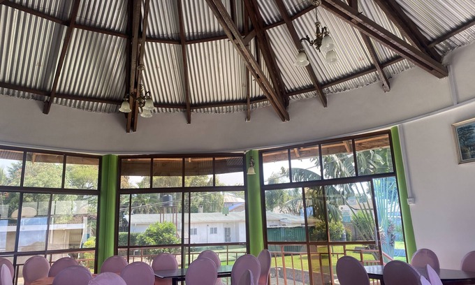Arusha Cabin | Tumaini Homestay