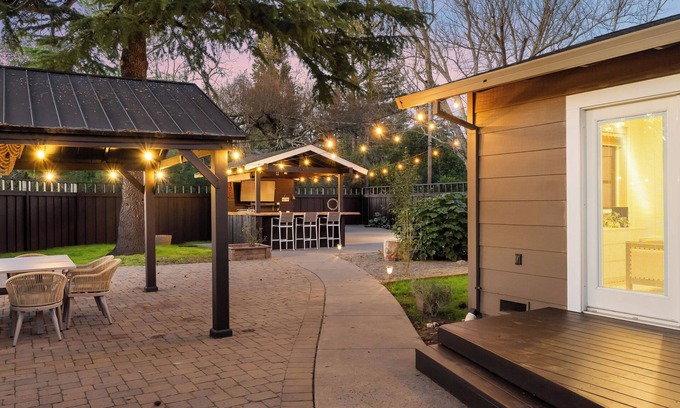 Kenwood House | Tune Haven *30+Days Rental*