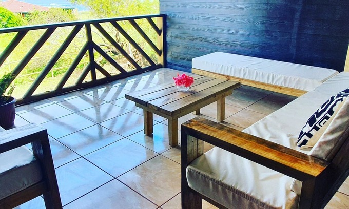 Hanga Roa Apartment | Tupuna Lodge está en un barrio residencial tranquilo , tenemos aparcamiento grat