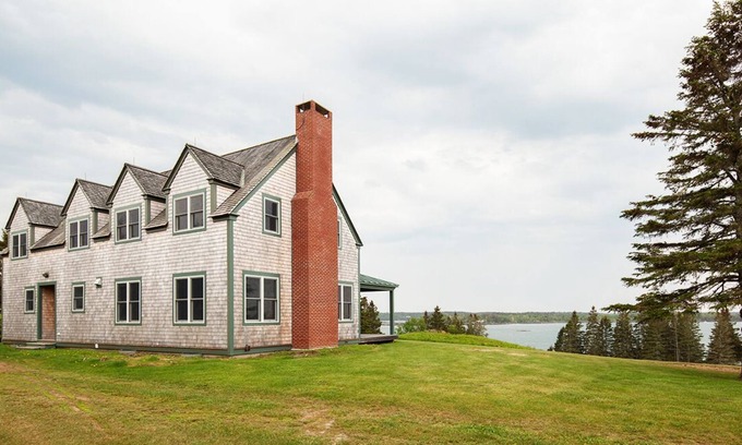 North Haven House | Turner Farm Guest House with ocean views