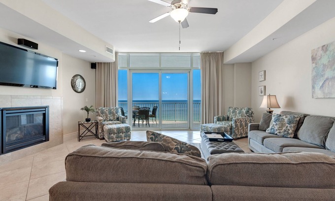 Orange Beach Condo | Turquoise C704- Beach Front w/Large Terrace & Hot Tub