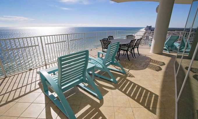 Orange Beach Condo | Turquoise Place 1909D 4 bedroom 4.5 bath corner unit with Private hottub by Prickett Properties
