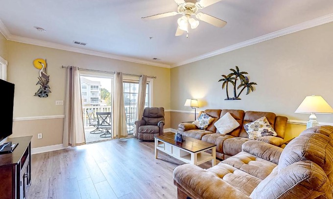 Central Myrtle Beach Apartment | Turtle Cove #204