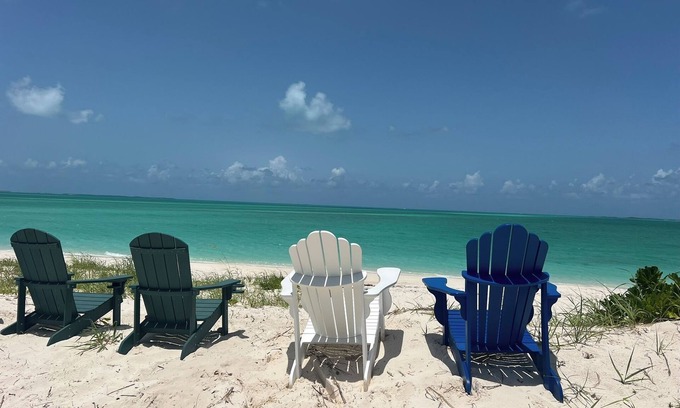 Treasure Cay Villa | Turtle Cove is steps away from Paradise with private beach access. OCEANFRONT