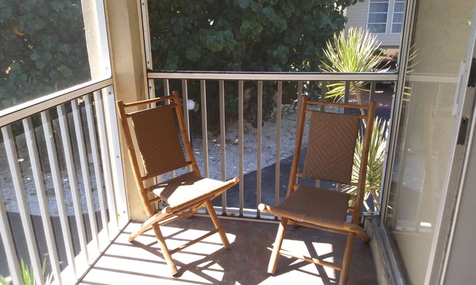 Longboat Key Condo | Turtle Crawl Inn