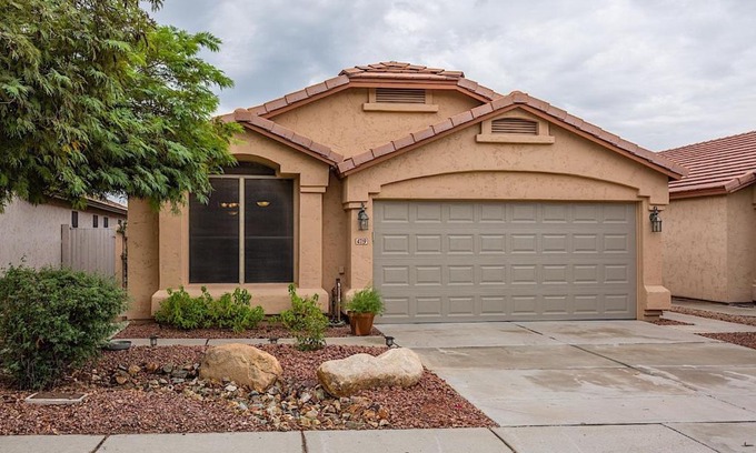 Desert Ridge House | Tuscan Sunset 3 BR by Casago