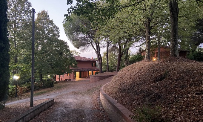 Palaia House | Tuscan villa with Florence, Pisa, Volterra & San Gimignano within 1 hour drive.