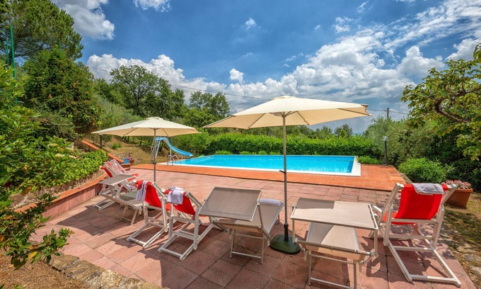 Loro Ciuffenna Villa | Tuscany Villas With Private Pool e Tennis, Loro Ciuffenna, Italy