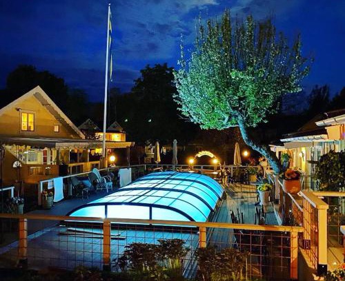 Trosa Hotel | Två Små Svin BnB
