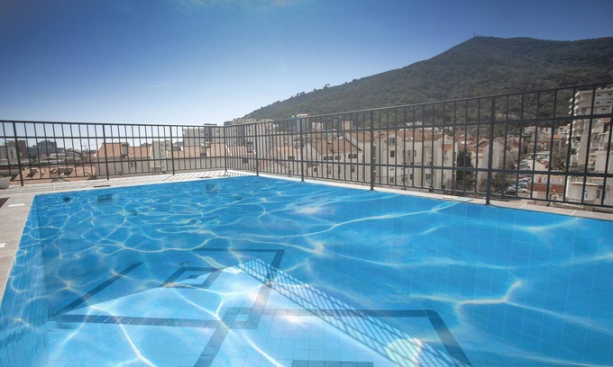 Bijeli do Hotel | Twelve by Aycon