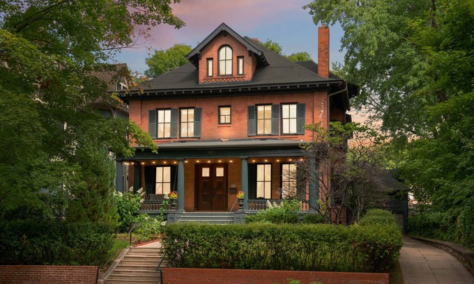 Summit - University House | Twin Cities Historic HQ for Comfort, Privacy, Space, Walkable Location and Every Convenience