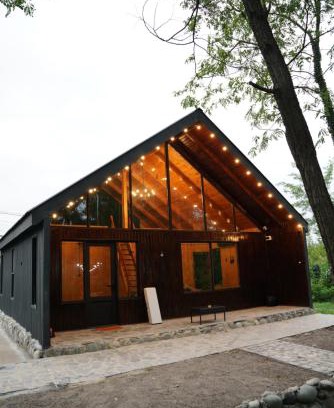 Tsqaltubo House | Twin Cottages