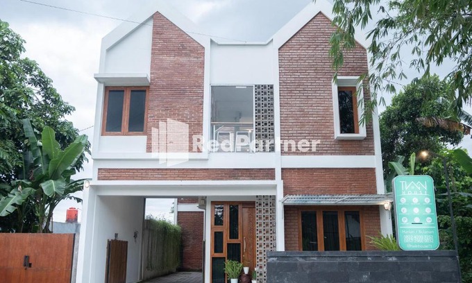 Ngemplak Hotel | Twin House near UII Yogyakarta Mitra RedDoorz