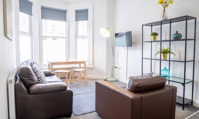 Southport Apartment | Twin One bedroom apartment Sleep 2