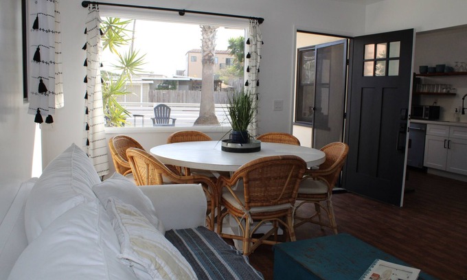 Pierpont Bay House | Twin Palms Ventura Pierpont Beach Bungalow Steps from the Ocean Newly Renovated