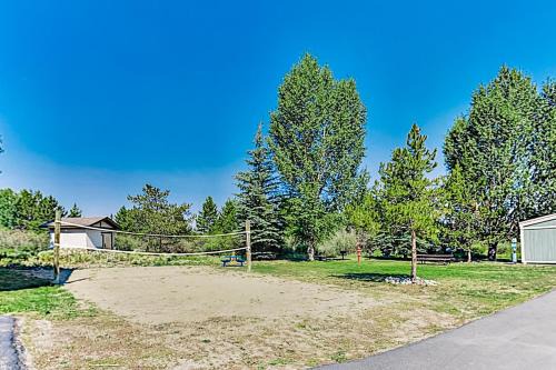 Fraser Apartment | Twin Rivers 3
