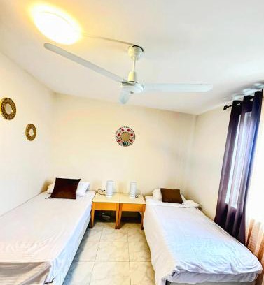 Tal-Ghoqod House | Twin Room with Private Bathroom
