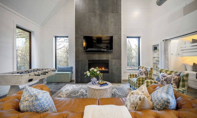 Broken Bow Cabin | Twisted Oak - Charming Cabin Hideaway