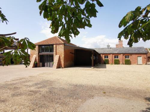 Frampton House | Twitter Barn