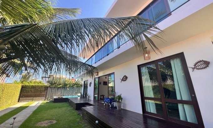 Porto da Rua Apartment | Two bedroom beach house rental. Walking distance from the beach.