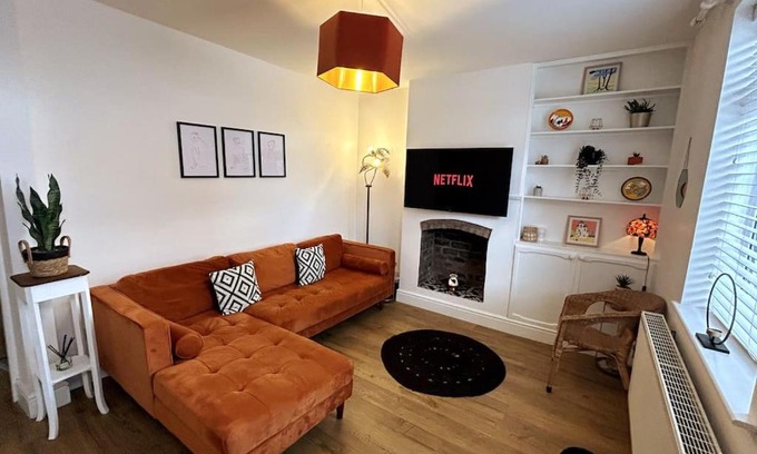 Winterley House | Two Bed Charming Cottage