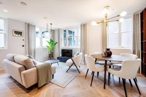 Covent Garden Apartment | Two Bed Duplex in Covent Garden