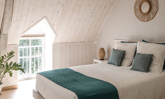 Sainte-Suzanne-and-Chammes House | Two bedroom suite 2nd floor