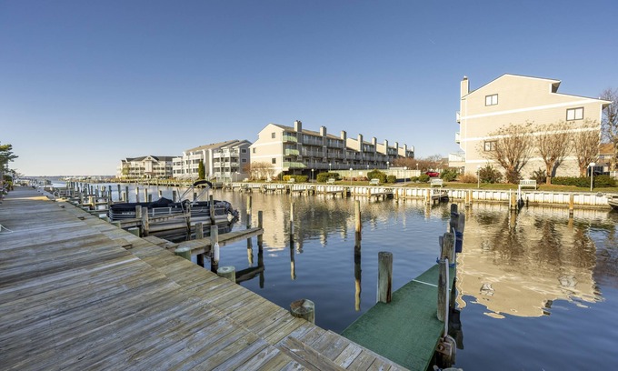 Heron Harbour Isle Condo | Two bedroom. 2 bath bayside condo with outdoor pool and private courtyard
