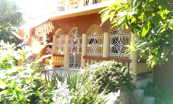 Northern Estates Apartment | Two Bedroom Apartment in Rose Hall with Hot Water, Wifi and Cable
