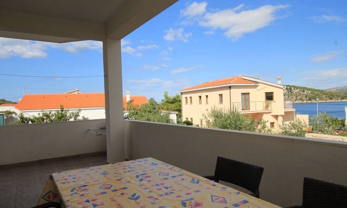Razanj Apartment | Two bedroom apartment with terrace Ražanj, Rogoznica (A-8361-a)