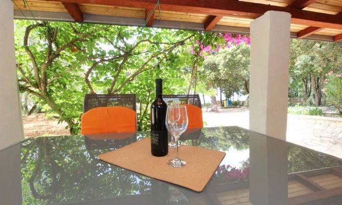 Kolan Apartment | Two bedroom apartment near beach Mandre, Pag (A-6284-c)