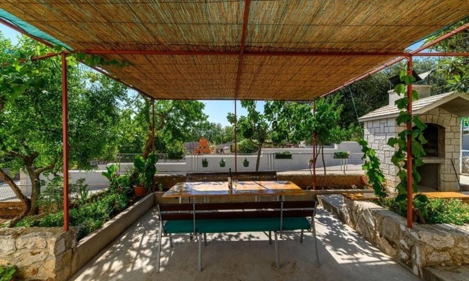 Raslina Apartment | Two bedroom apartment with balcony and sea view Raslina, Krka (A-24304-b)