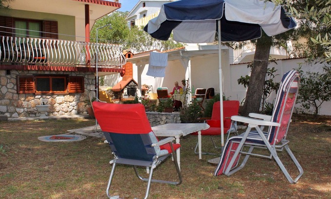 Zavala Apartment | Two bedroom apartment with terrace and sea view Zavala, Hvar (A-594-a)