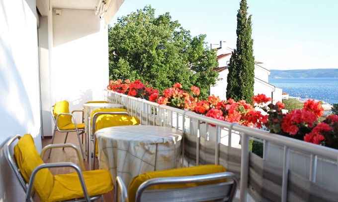 Selce Apartment | Two bedroom apartment with balcony and sea view Selce, Crikvenica (A-4801-a)