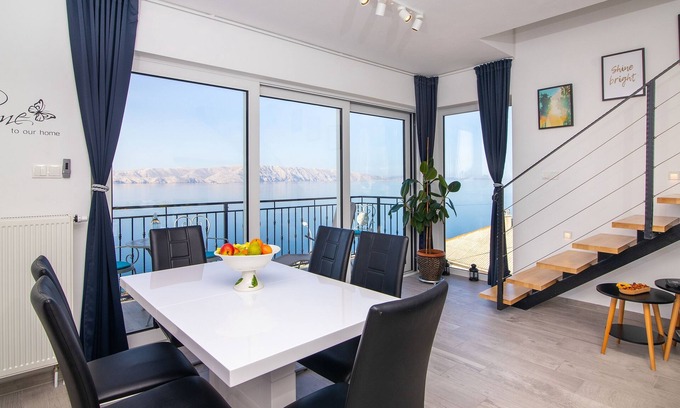 Senj Apartment | Two bedroom apartment with balcony and sea view Senj (A-20890-a)