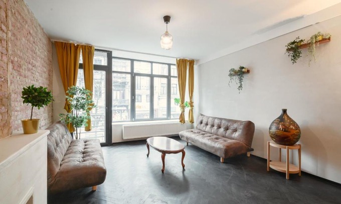 Seefhoek Apartment | Two-Bedroom Apartments in the Heart of Antwerp