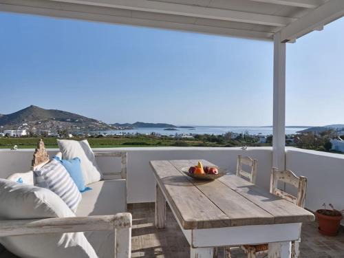 Naousa Apartment | Two Bedroom Cycladic House With Sea View