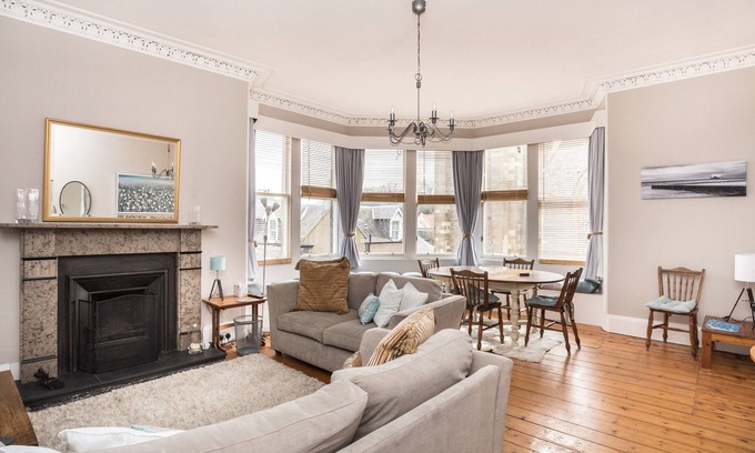 North Berwick Apartment | Two-bedroom holiday apartment in the heart of North Berwick