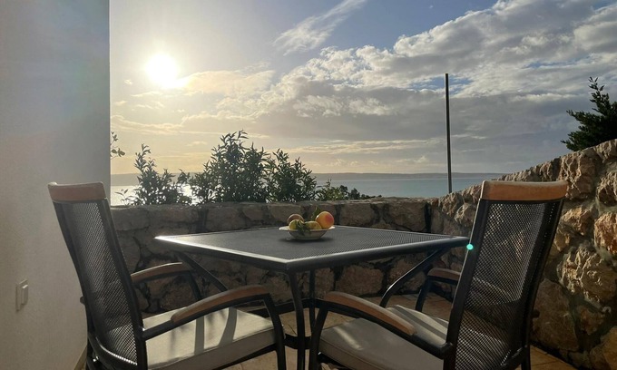 Starigrad Apartment | Two bedroom apartment with terrace and sea view Starigrad, Paklenica (A-12939-a)