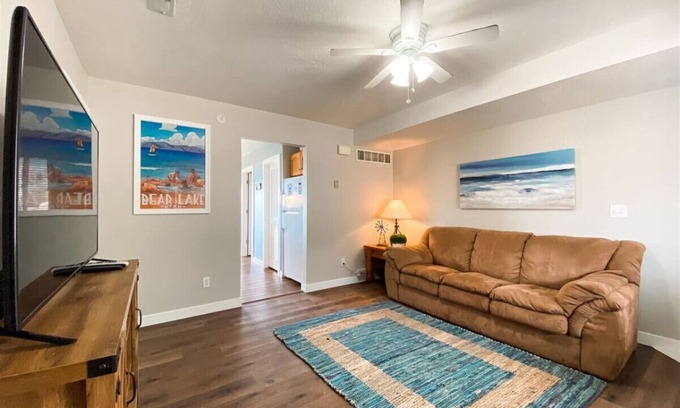 Harbor Village Condo | Two-Bedroom Lake View Condo 918 # 4, beautiful views