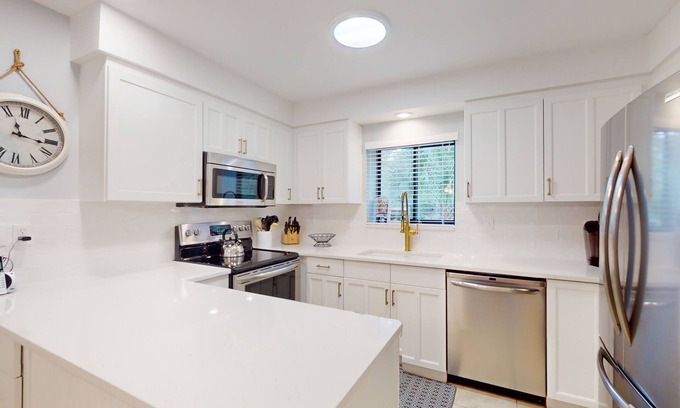 Palmetto Dunes Villa | Two Bedroom Villa Five Minute Walk to the Beach!