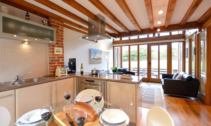 Orford Cottage | TWO CHANTRY BARNS, ORFORD, pet friendly in Orford