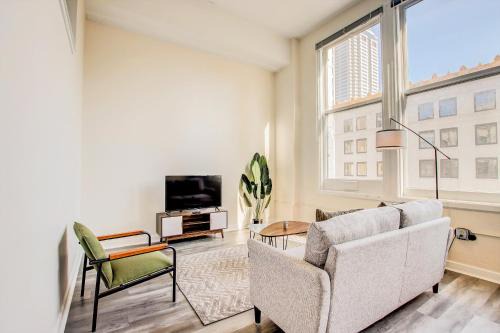 Mile Square Apartment | TWO CozySuites Apartment with Skybridge Access #3
