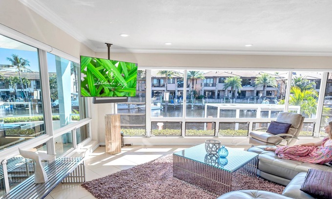 Coral Ridge Condo | Two-floor Suite | Heated pool | Dock Access | Quiet Neighborhood | SaltAire One | RESlDENCES