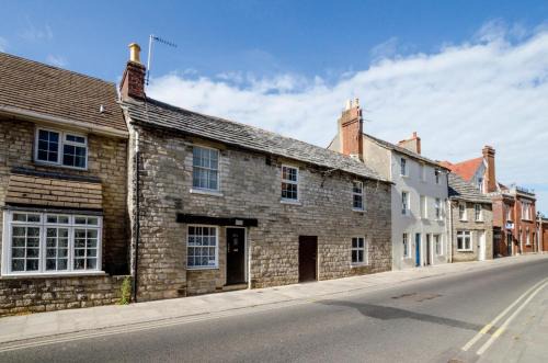 Swanage House | Two Hoots