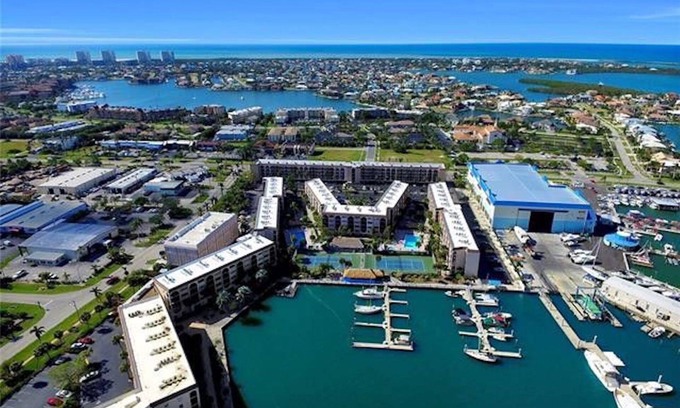 Marco Island Condo | Two-level, 2BA, sleeps 5, covered parking, pools and tennis & water access