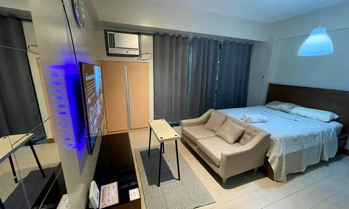 Pasay Apartment | Two Palm Tree Villas across NAIA Terminal 3