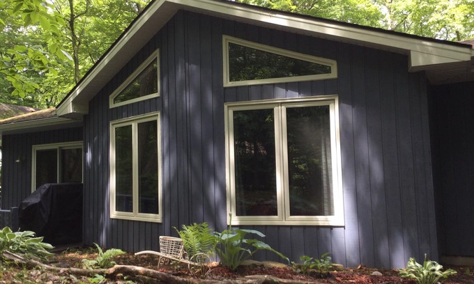 Grand Bend Cottage | Two Sisters Cottage, Southcott Pines