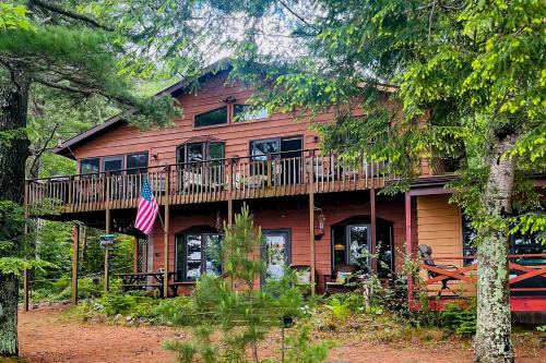 Lake Tomahawk House | Two Sisters Lakeside
