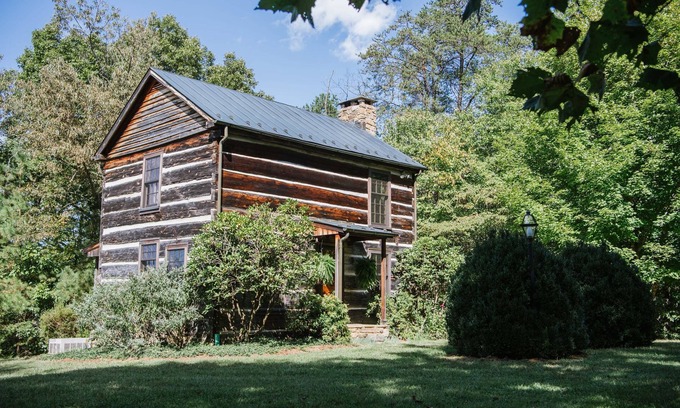Earlysville Cabin | Two Stone Row: Tim`s Cabin | 1 Bed, 1 Bath